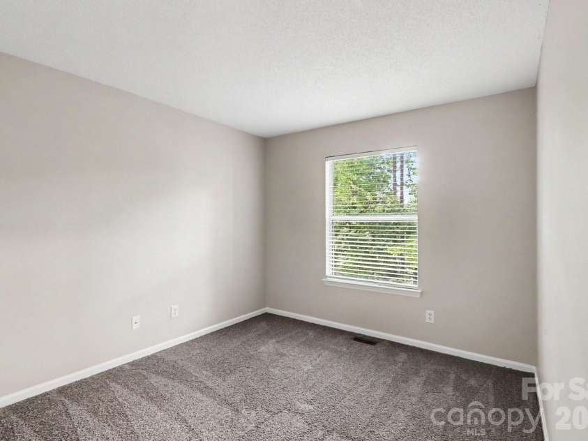 8313 Belstead Brook Court, Charlotte, NC 28216.  MLS# CAR4423497, YatesRealty ID 51863. 