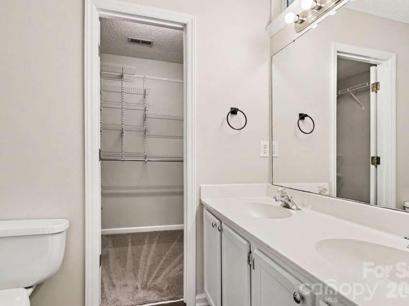 8313 Belstead Brook Court, Charlotte, NC 28216.  MLS# CAR4423497, YatesRealty ID 51863. 