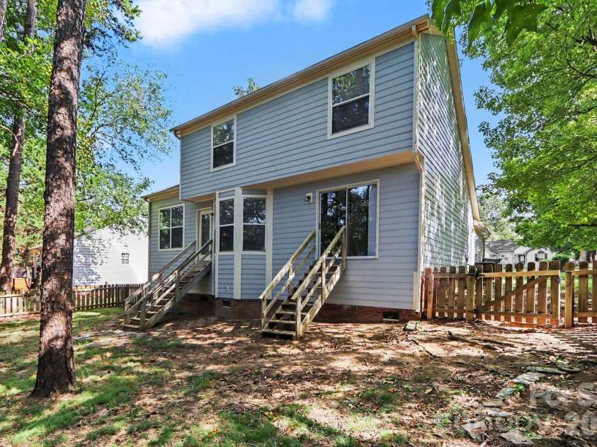 8313 Belstead Brook Court, Charlotte, NC 28216.  MLS# CAR4423497, YatesRealty ID 51863. 