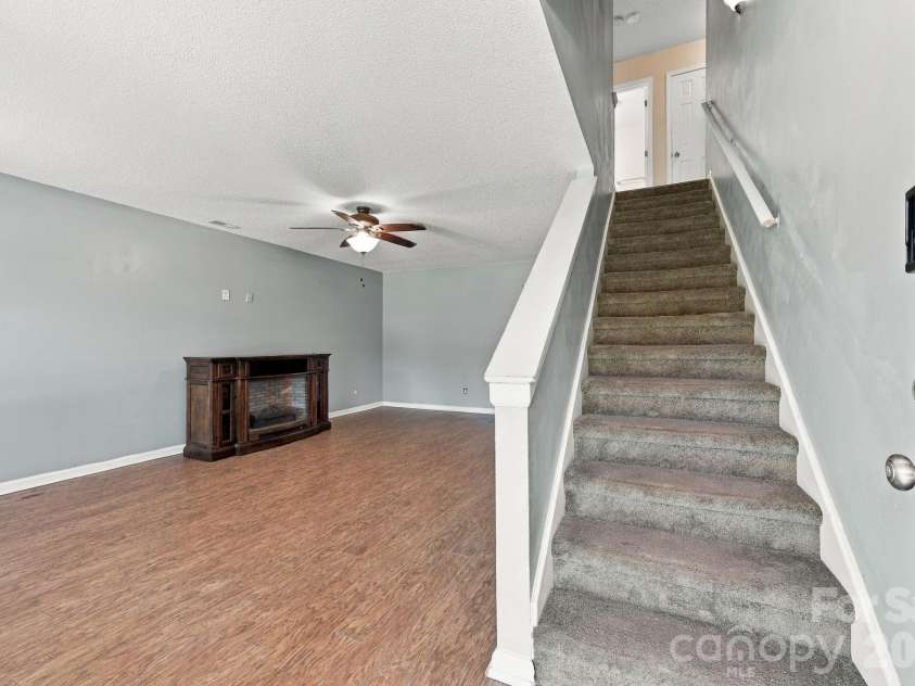 207 Aceland Circle, Salisbury, NC 28146.  MLS# CAR4425873, YatesRealty ID 51865. 
