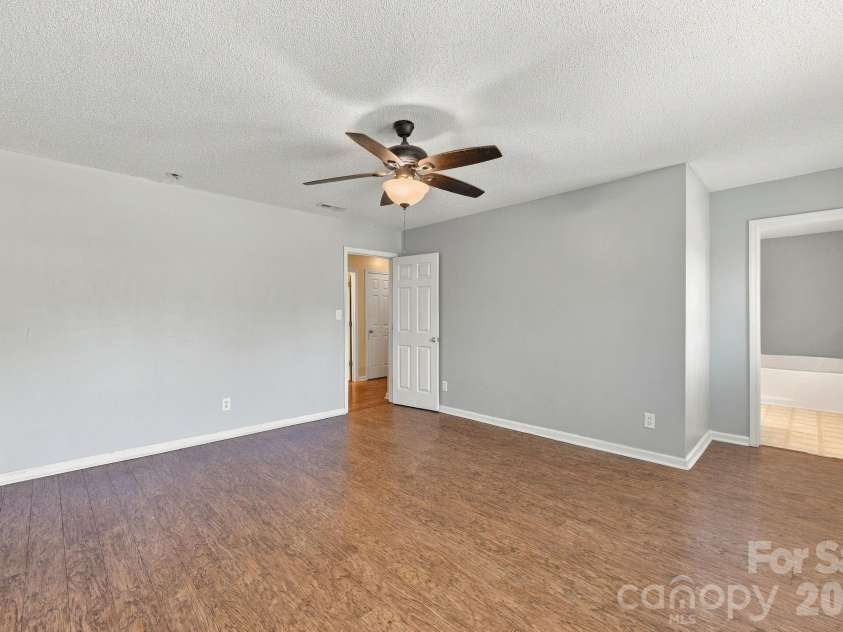 207 Aceland Circle, Salisbury, NC 28146.  MLS# CAR4425873, YatesRealty ID 51865. 