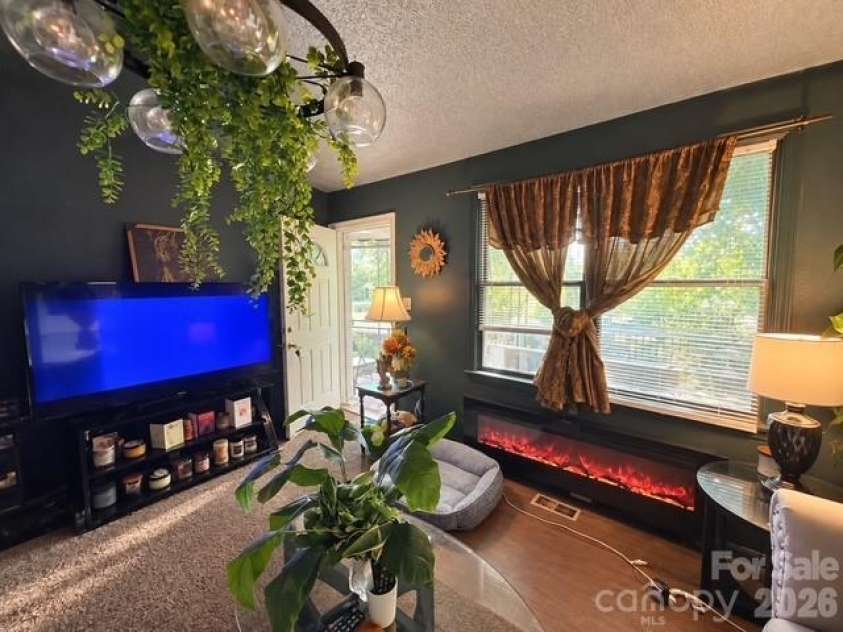 131 Wyatt Street, Asheville, NC 28803.  MLS# CAR4426449, YatesRealty ID 51866. 