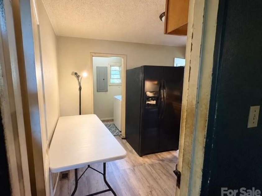 131 Wyatt Street, Asheville, NC 28803.  MLS# CAR4426449, YatesRealty ID 51866. 