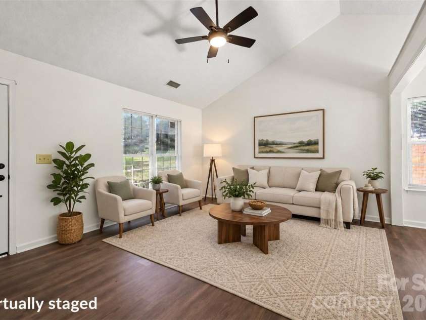 5718 Kirkdale Court, Charlotte, NC 28208.  MLS# CAR4424775, YatesRealty ID 51868. 