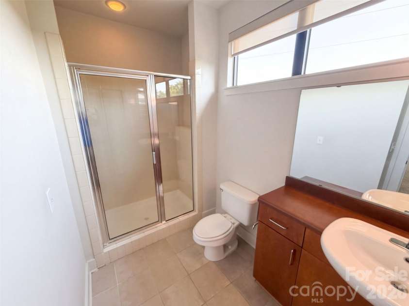 542 Mcdowell Street, Charlotte, NC 28204.  MLS# CAR4426458, YatesRealty ID 51874. 