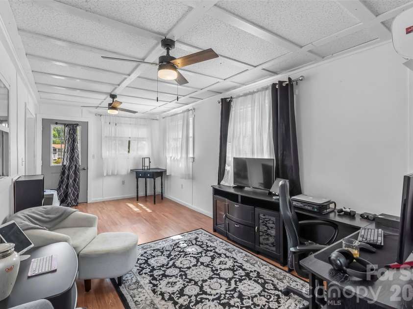 315 Mallard Loop, Waynesville, NC 28785.  MLS# CAR4420343, YatesRealty ID 51877. 