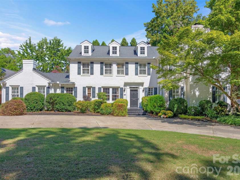 241 Huntley Place, Charlotte, NC 28207.  MLS# CAR4422964, YatesRealty ID 51879. Front Exterior