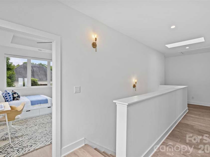 1237 Realta Drive, Charlotte, NC 28211.  MLS# CAR4346937, YatesRealty ID 5188. 