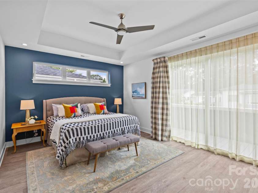 1237 Realta Drive, Charlotte, NC 28211.  MLS# CAR4346937, YatesRealty ID 5188. 