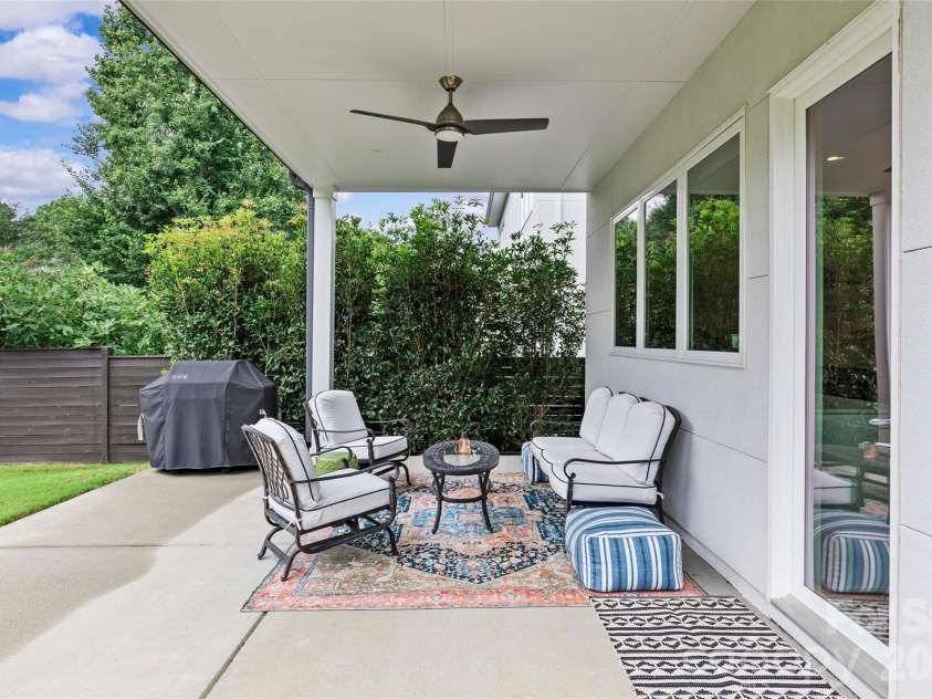 1237 Realta Drive, Charlotte, NC 28211.  MLS# CAR4346937, YatesRealty ID 5188. 