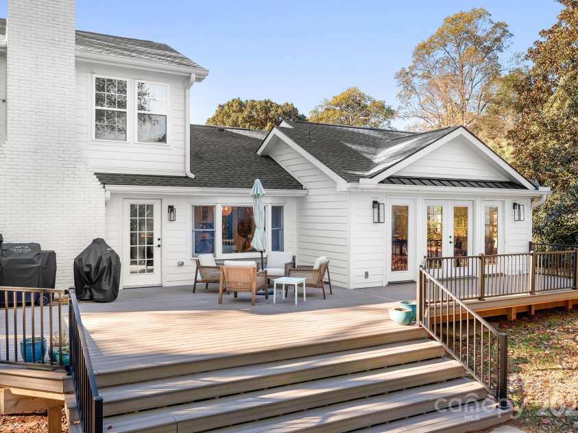 1984 Hickory Hills Drive, Denver, NC 28037.  MLS# CAR4316609, YatesRealty ID 5188. 