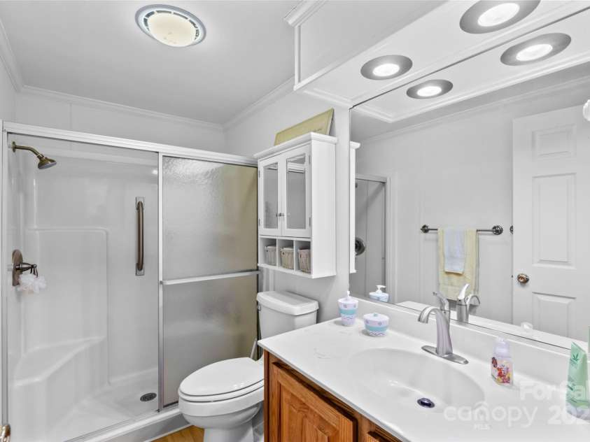 7 Marjorie Lane, Hendersonville, NC 28792.  MLS# CAR4232589, YatesRealty ID 5188. 