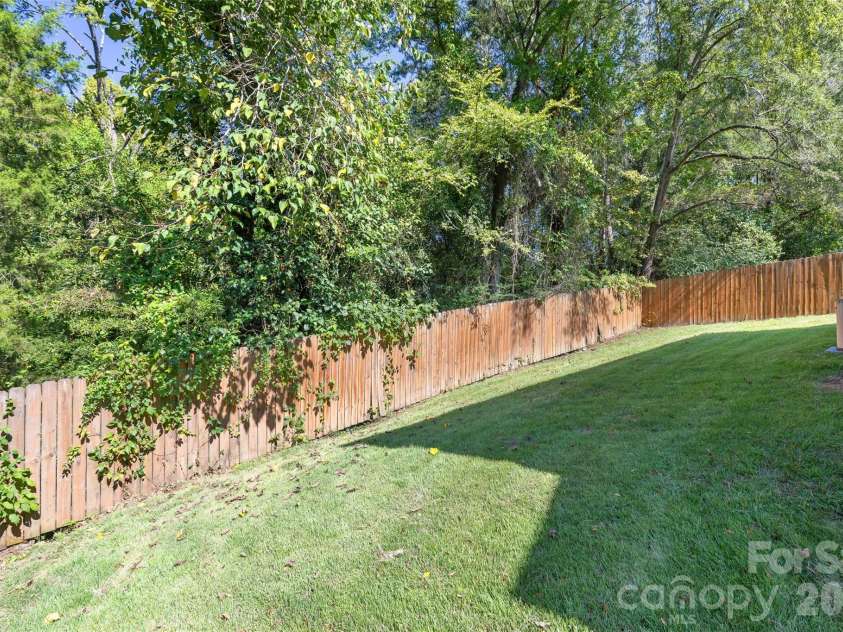 420 Maiden Lane, Concord, NC 28025.  MLS# CAR4424970, YatesRealty ID 51880. 