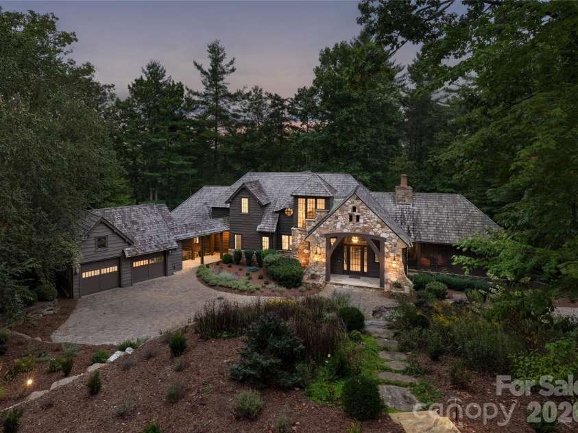 17 Falling Waters Trail, Arden, NC 28704.  MLS# CAR4425332, YatesRealty ID 51882. 