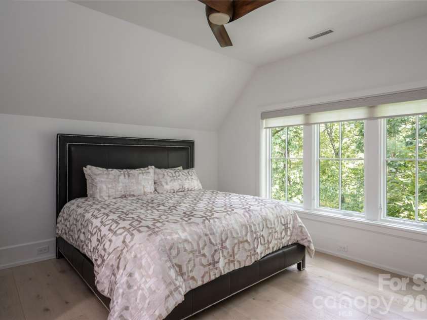 17 Falling Waters Trail, Arden, NC 28704.  MLS# CAR4425332, YatesRealty ID 51882. 