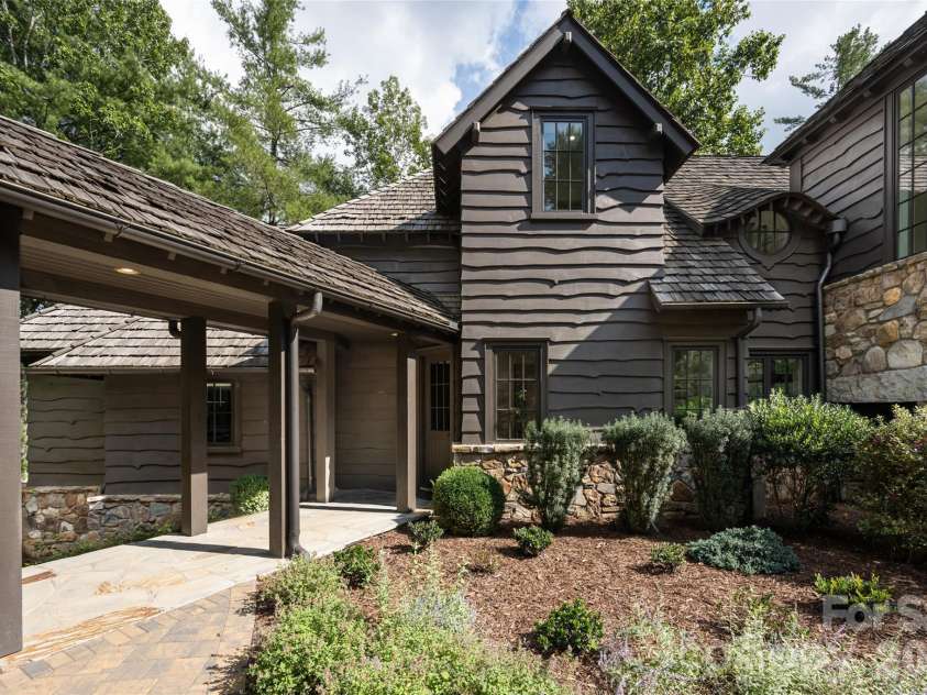 17 Falling Waters Trail, Arden, NC 28704.  MLS# CAR4425332, YatesRealty ID 51882. 