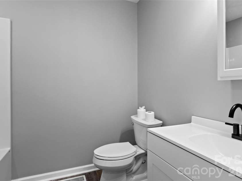 4752 Old US 421 Highway, Hamptonville, NC 27020.  MLS# CAR4425441, YatesRealty ID 51883. 