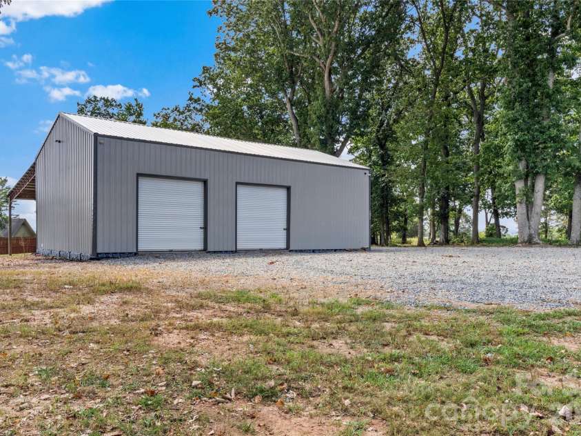 4752 Old US 421 Highway, Hamptonville, NC 27020.  MLS# CAR4425441, YatesRealty ID 51883. 