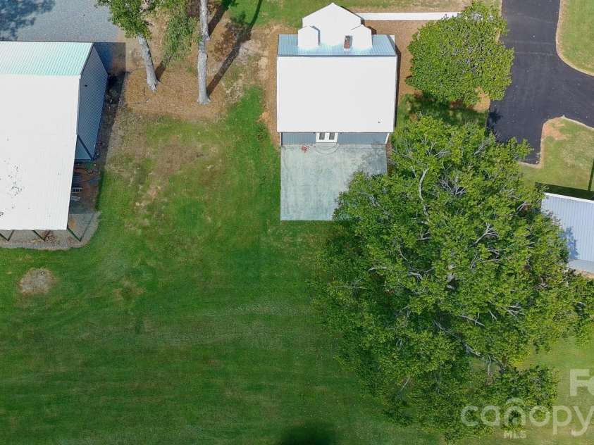 4752 Old US 421 Highway, Hamptonville, NC 27020.  MLS# CAR4425441, YatesRealty ID 51883. 