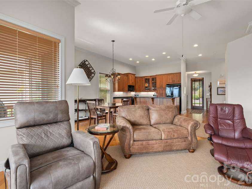 18 Champion Court, Waynesville, NC 28786.  MLS# CAR4426171, YatesRealty ID 51885. 