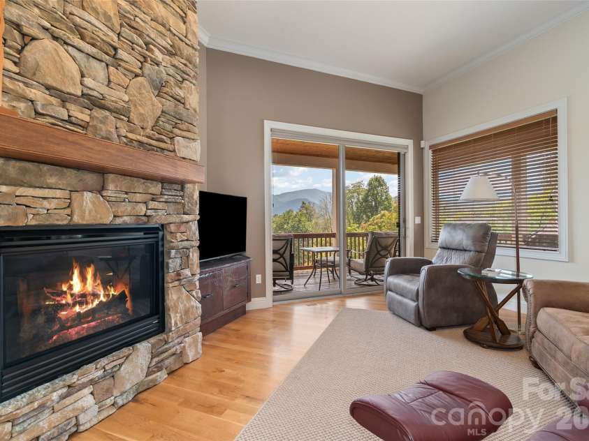 18 Champion Court, Waynesville, NC 28786.  MLS# CAR4426171, YatesRealty ID 51885. 