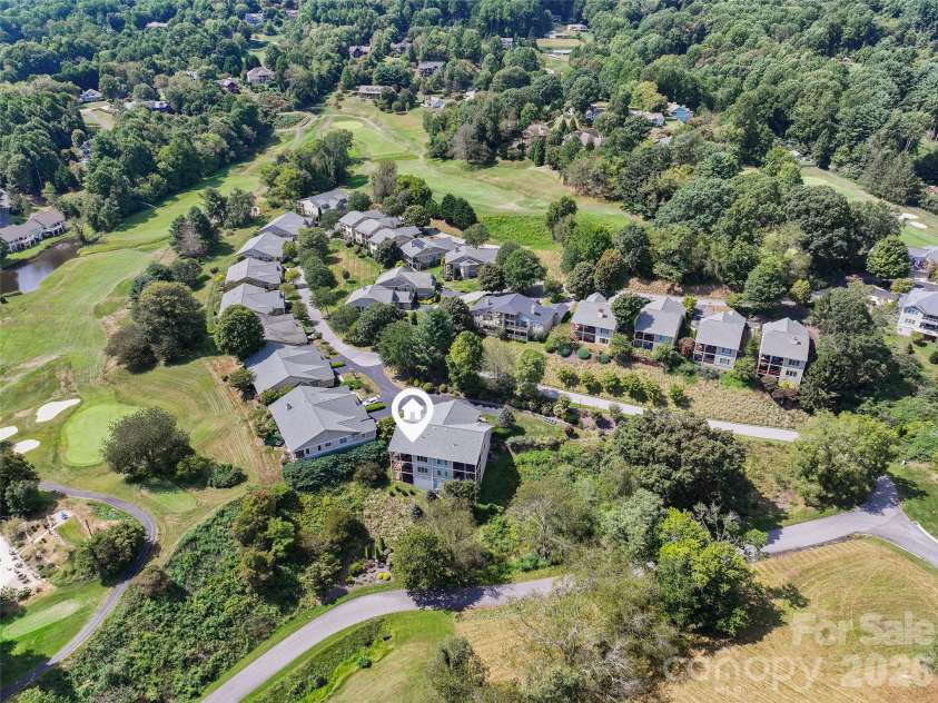 18 Champion Court, Waynesville, NC 28786.  MLS# CAR4426171, YatesRealty ID 51885. 