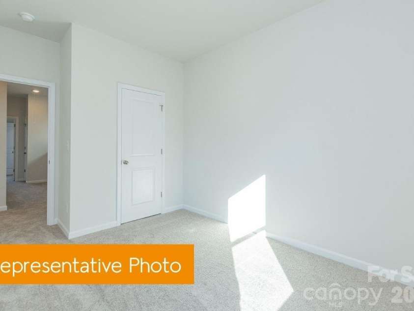 5293 Andrew Ward Avenue, Charlotte, NC 28216.  MLS# CAR4426448, YatesRealty ID 51886. 