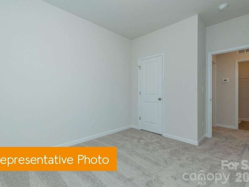 5293 Andrew Ward Avenue, Charlotte, NC 28216.  MLS# CAR4426448, YatesRealty ID 51886. 