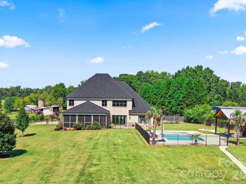 822 Kiser Road, Bessemer City, NC 28016.  MLS# CAR4426291, YatesRealty ID 51887. 
