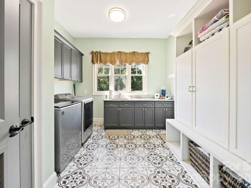 822 Kiser Road, Bessemer City, NC 28016.  MLS# CAR4426291, YatesRealty ID 51887. 
