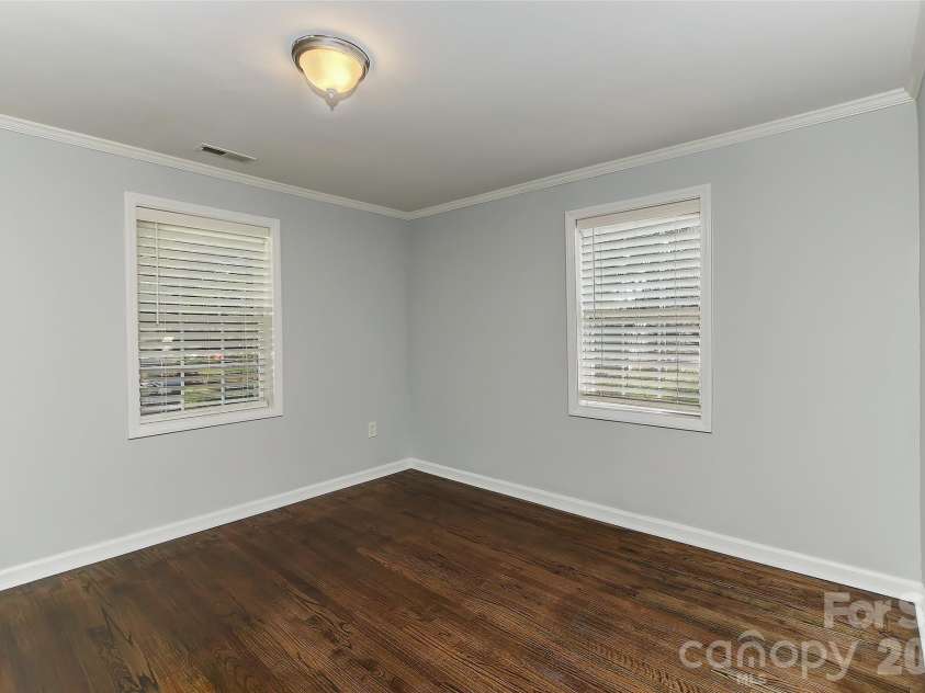 2941 Reid Avenue, Charlotte, NC 28208.  MLS# CAR4425898, YatesRealty ID 51888. 