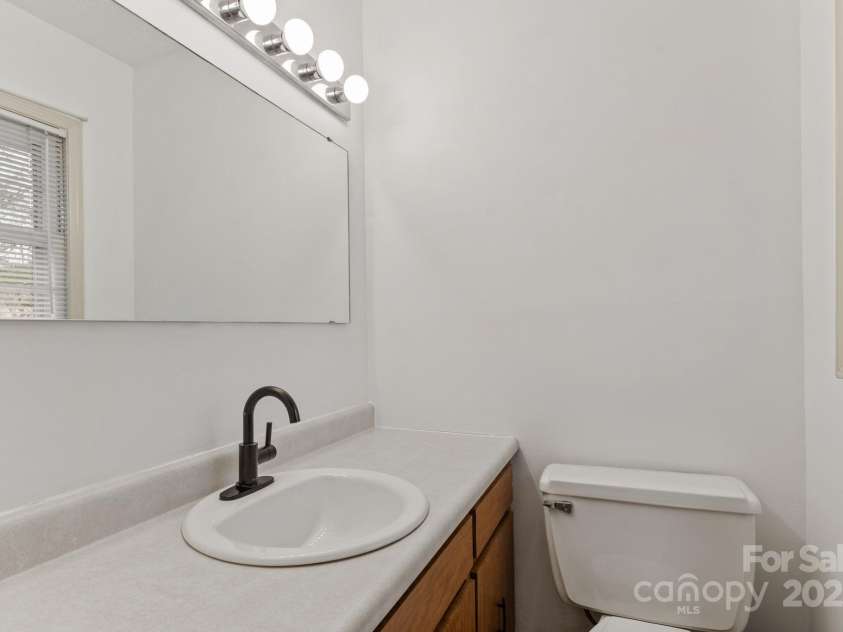 14 Ridge Place, Arden, NC 28704.  MLS# CAR4302662, YatesRealty ID 5189. 