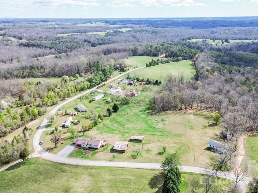 455 Mitch Road, Union Grove, NC 28689.  MLS# CAR4358522, YatesRealty ID 5189. 