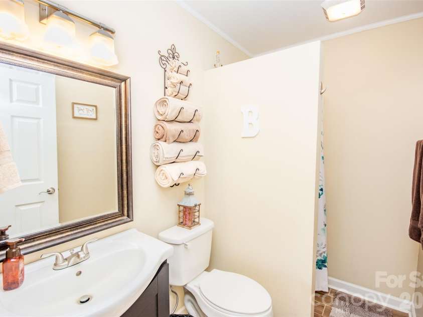 455 Mitch Road, Union Grove, NC 28689.  MLS# CAR4358522, YatesRealty ID 5189. 