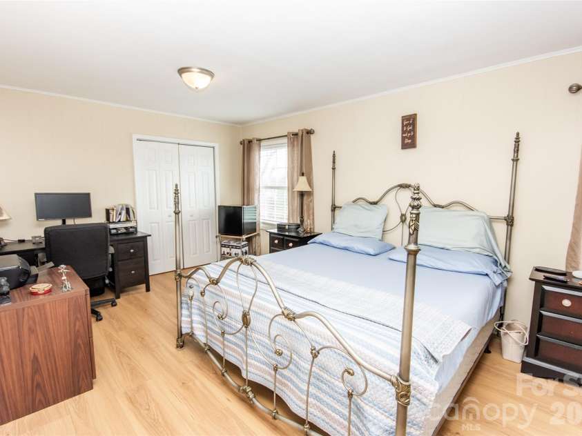 455 Mitch Road, Union Grove, NC 28689.  MLS# CAR4358522, YatesRealty ID 5189. 