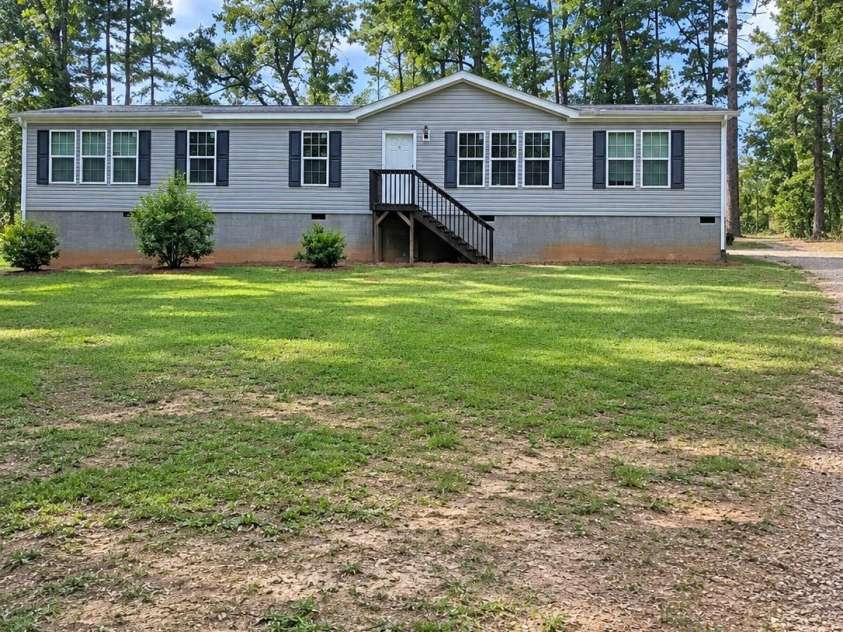 35 Bass Drive, Weaverville, NC 28787.  MLS# CAR4426472, YatesRealty ID 51890. 