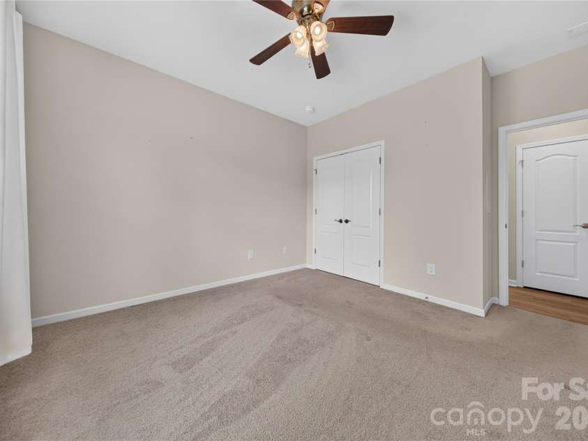 234 Fordham Court, Lancaster, SC 29720.  MLS# CAR4424629, YatesRealty ID 51893. 1st Floor bedroom