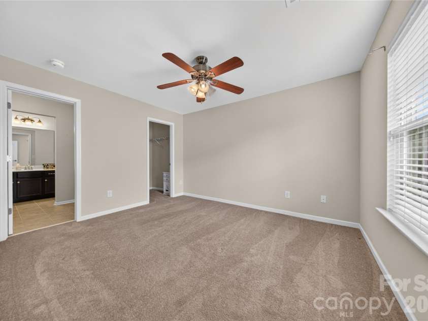 234 Fordham Court, Lancaster, SC 29720.  MLS# CAR4424629, YatesRealty ID 51893. 2nd Floor Bedroom