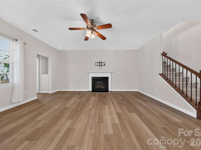 234 Fordham Court, Lancaster, SC 29720.  MLS# CAR4424629, YatesRealty ID 51893. Great Room