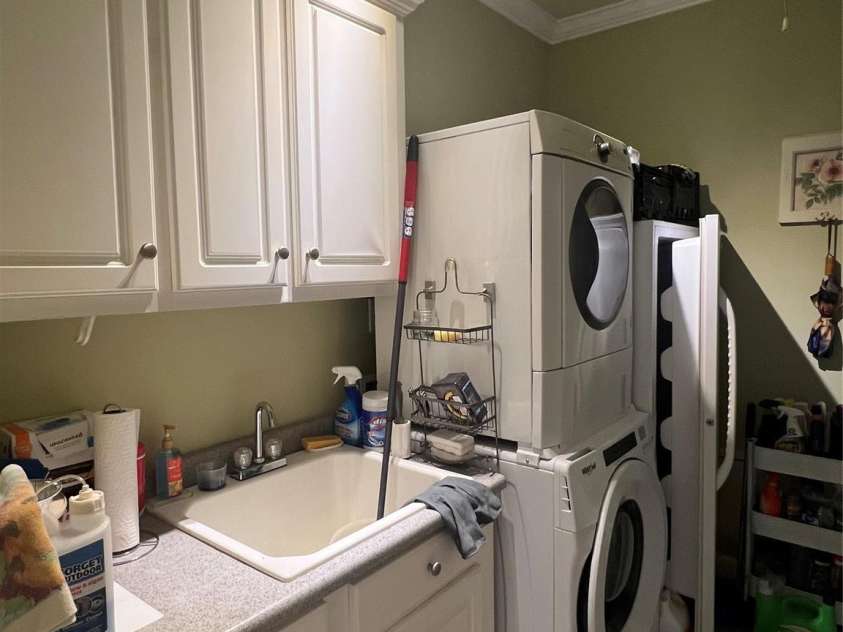 201 Face Lane, Burnsville, NC 28714.  MLS# CAR4426092, YatesRealty ID 51895. Laundry area