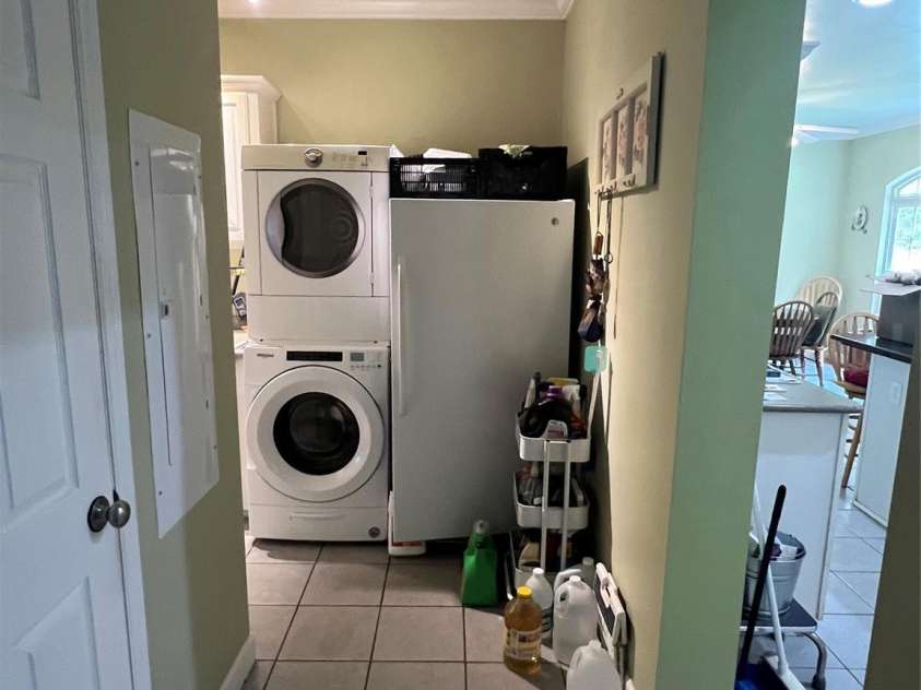 201 Face Lane, Burnsville, NC 28714.  MLS# CAR4426092, YatesRealty ID 51895. Washer/Dryer