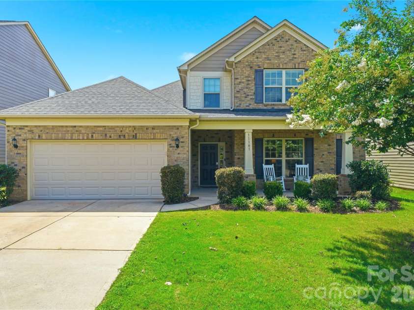 11141 Crane Creek Drive, Charlotte, NC 28278.  MLS# CAR4404945, YatesRealty ID 51897. Front