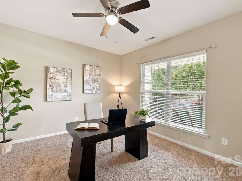 11141 Crane Creek Drive, Charlotte, NC 28278.  MLS# CAR4404945, YatesRealty ID 51897. Study