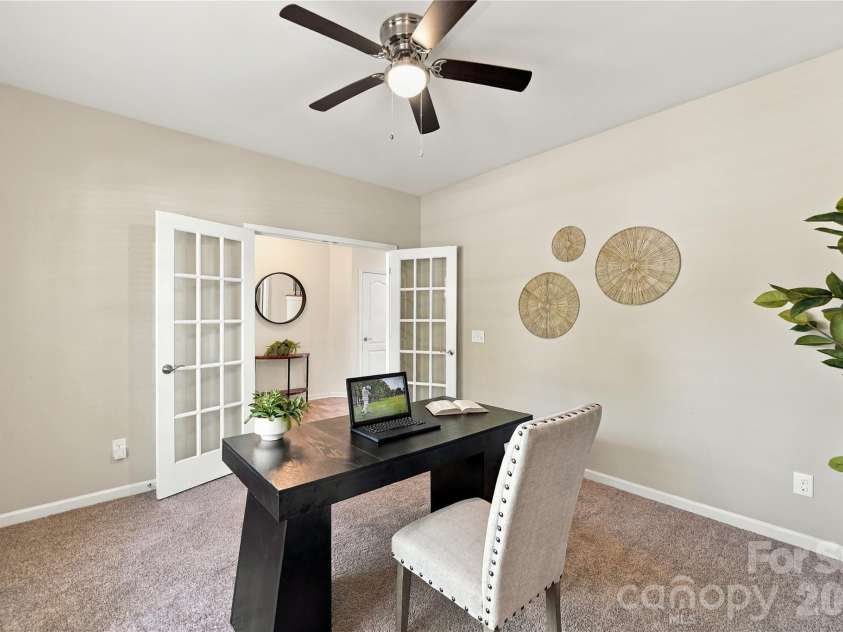 11141 Crane Creek Drive, Charlotte, NC 28278.  MLS# CAR4404945, YatesRealty ID 51897. Study