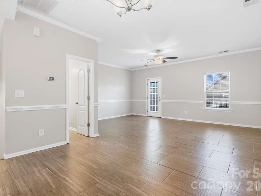 10710 Kemptown Square Square, Mint Hill, NC 28227.  MLS# CAR4426330, YatesRealty ID 51898. 
