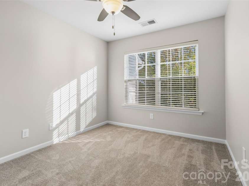 10710 Kemptown Square Square, Mint Hill, NC 28227.  MLS# CAR4426330, YatesRealty ID 51898. 