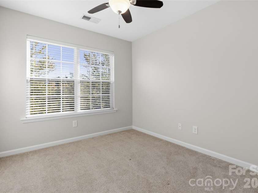 10710 Kemptown Square Square, Mint Hill, NC 28227.  MLS# CAR4426330, YatesRealty ID 51898. 