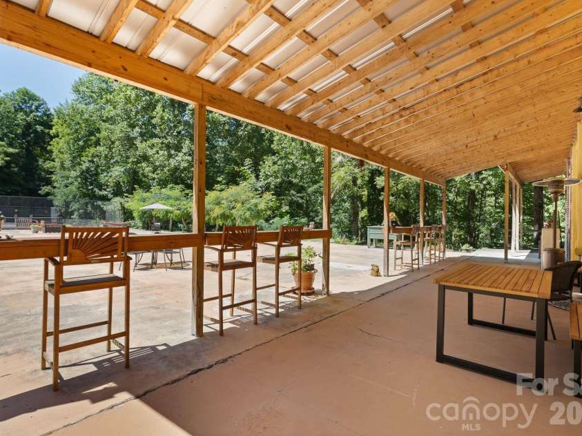 504 Mountain View School Road, Robbinsville, NC 28771.  MLS# CAR4418967, YatesRealty ID 51899. 
