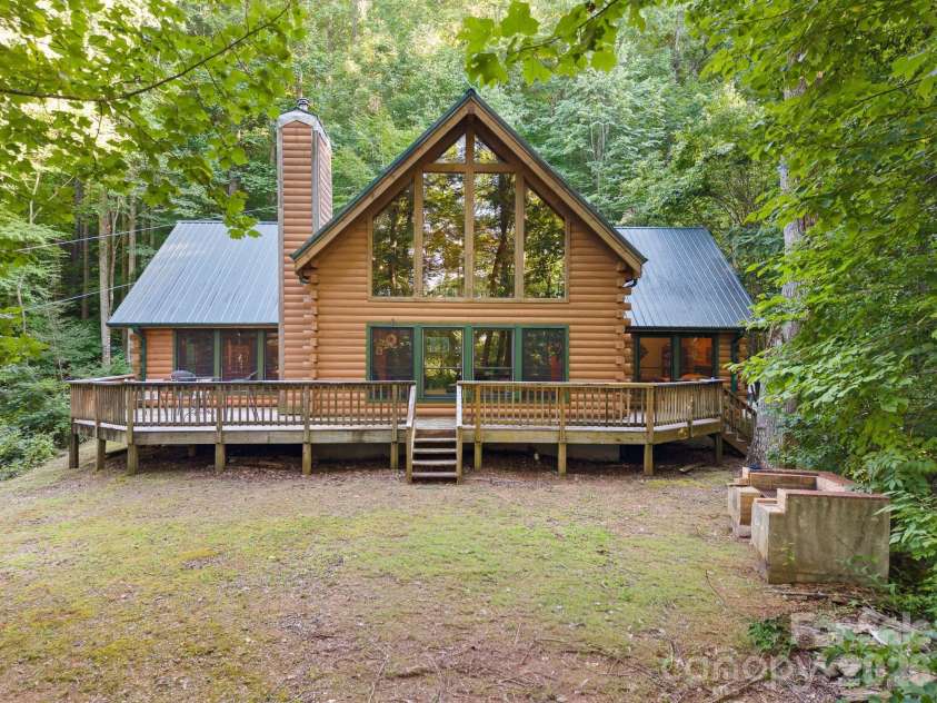 504 Mountain View School Road, Robbinsville, NC 28771.  MLS# CAR4418967, YatesRealty ID 51899. 
