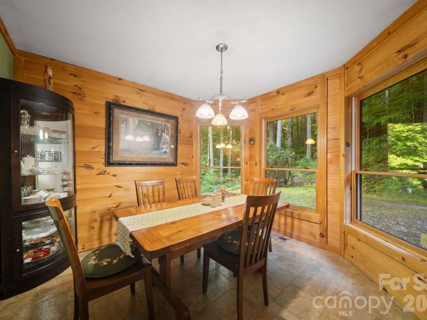 504 Mountain View School Road, Robbinsville, NC 28771.  MLS# CAR4418967, YatesRealty ID 51899. 